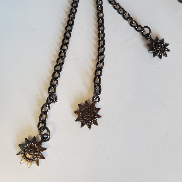 Beautiful metal chain belt - Picture 3 of 4